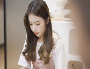 Cha dượng dâm dê cưỡng hiếp con gái mới lớn vú tròn
