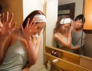 Ngủ nhờ nhà đồng nghiệp thấy em ấy mặc váy ngủ quá nóng bỏng tôi liền đè ra chịch