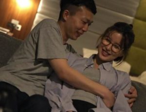 Gặp lại người tình cũ lại được rủ đi nhà nghỉ